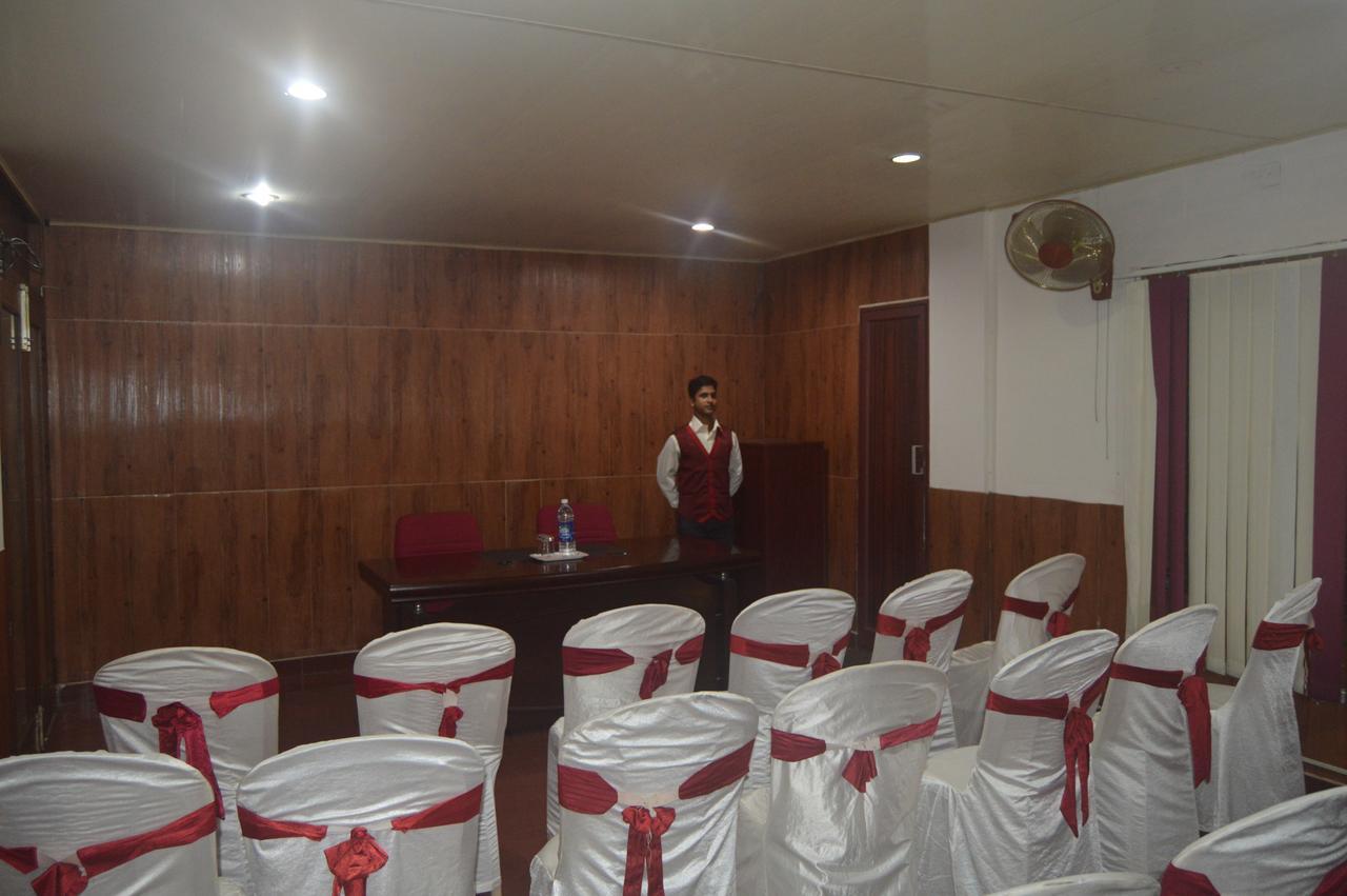 夏利马尔新城新城酒店 Kochi 外观 照片