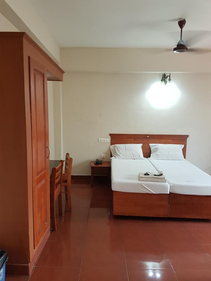夏利马尔新城新城酒店 Kochi 外观 照片
