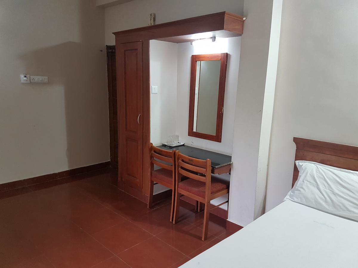 夏利马尔新城新城酒店 Kochi 外观 照片